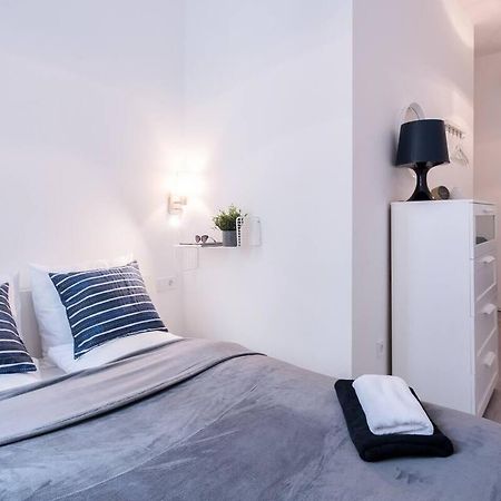 Central Brand New And Modern Apartment 布达佩斯 外观 照片