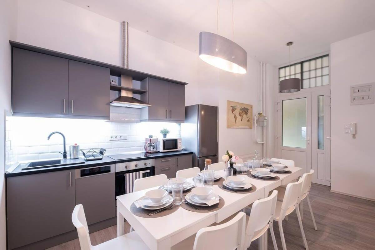 Central Brand New And Modern Apartment 布达佩斯 外观 照片
