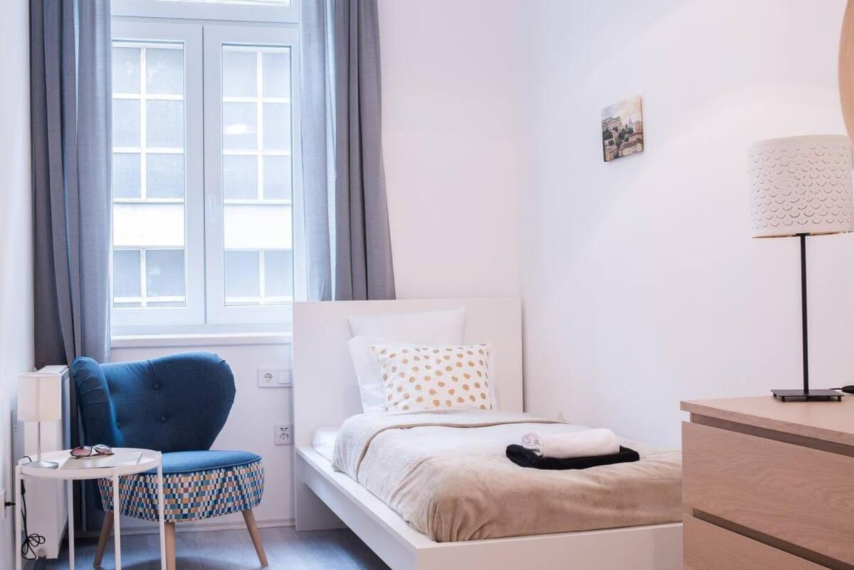 Central Brand New And Modern Apartment 布达佩斯 外观 照片