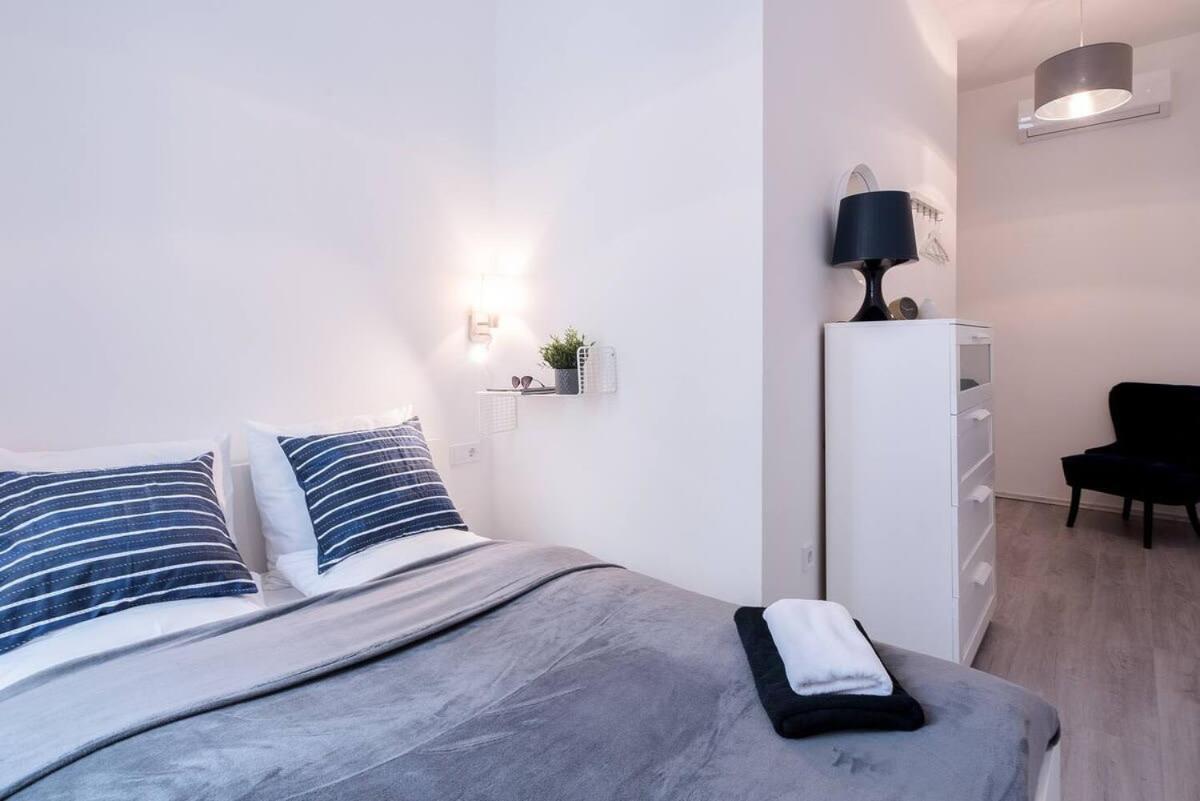 Central Brand New And Modern Apartment 布达佩斯 外观 照片