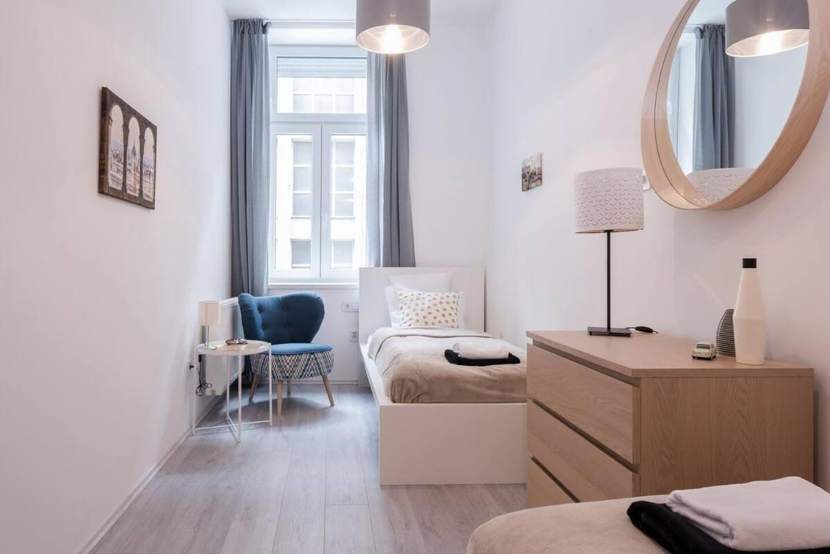 Central Brand New And Modern Apartment 布达佩斯 外观 照片