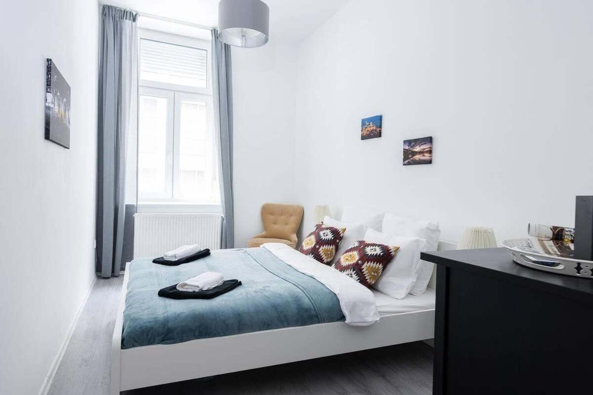 Central Brand New And Modern Apartment 布达佩斯 外观 照片